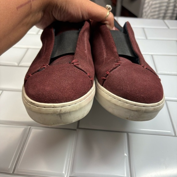 Kurt Geiger Suede SlipOn Trainers Women's US 9/EU 40 Red Maroon Leather Sneakers - Picture 4 of 8